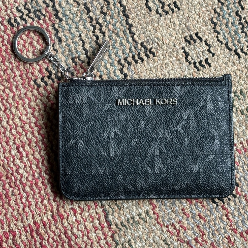Michael Kors Jet Set travel coin punch wallet black logo w/ silver hardware